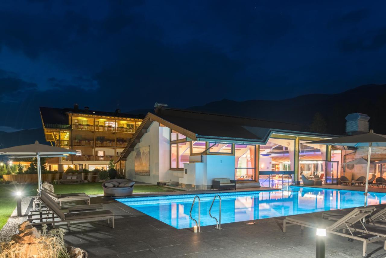 Bad Moos - Aqua Spa Resort Sexten ภายนอก รูปภาพ